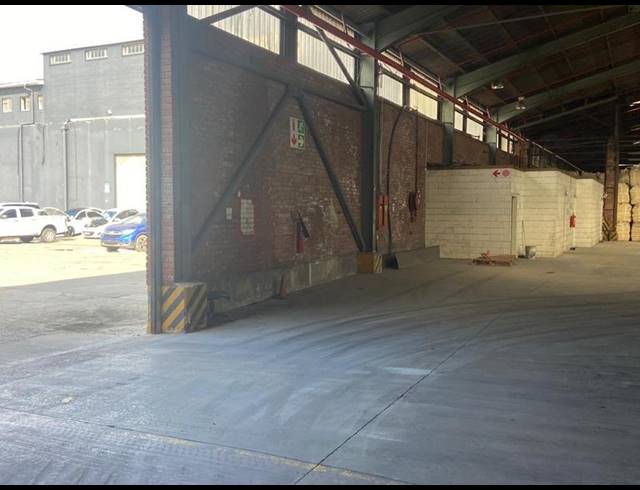 INDUSTRIAL PROPERTY TO RENT IN DEAL PARTY